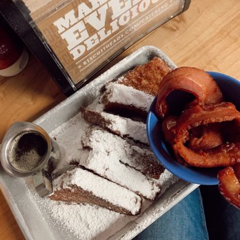 Biscuit Head - French toast - Cafes Near Me - Asheville, North Carolina