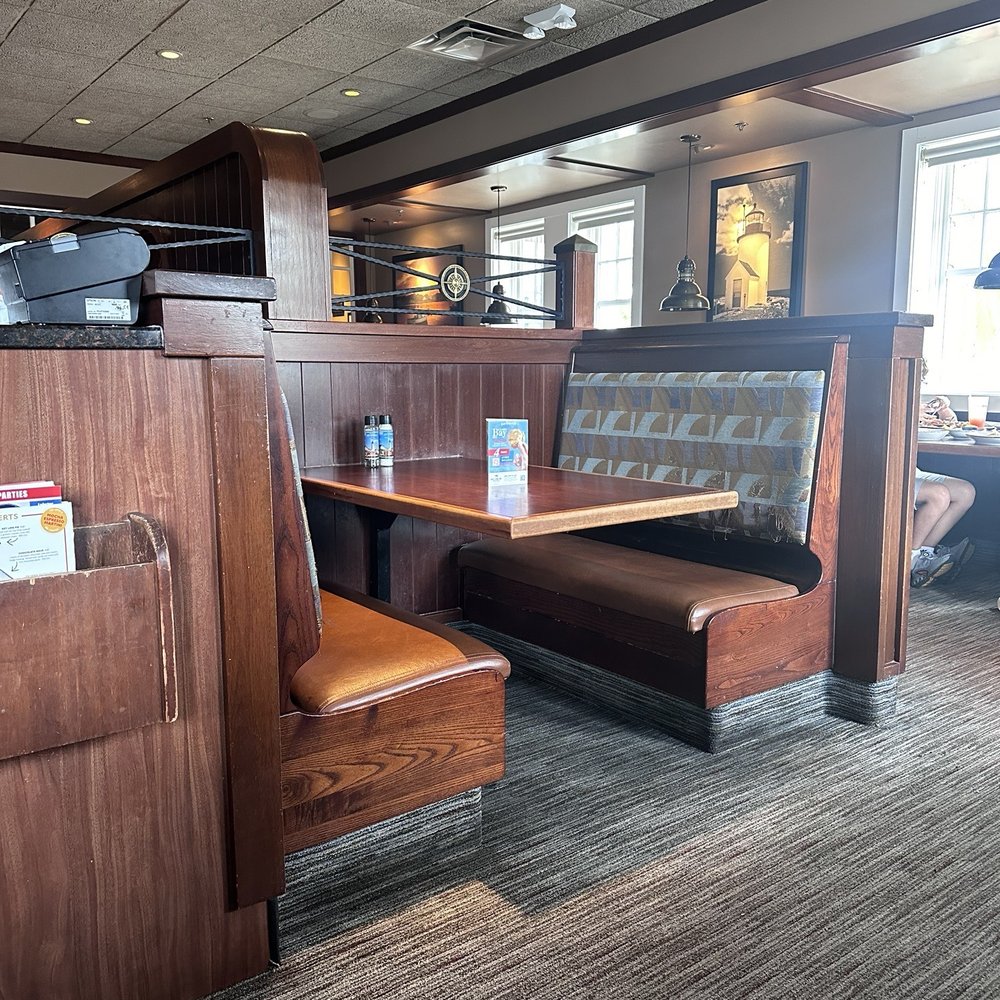 Red Lobster - Lobby - Seafood Near Me - Miami, Florida Red Lobster - Lobby - Seafood Near Me - Miami, Florida