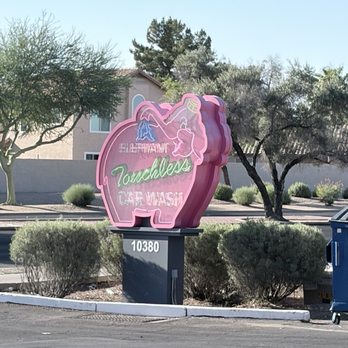Elephant Car Wash - Street sign - Car Wash Near Me - Glendale, Arizona Elephant Car Wash - Street sign - Car Wash Near Me - Glendale, Arizona