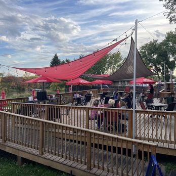 Cabin 61 - Outdoor Patio - Burgers Near Me - White Bear Lake, Minnesota Cabin 61 - Outdoor Patio - Burgers Near Me - White Bear Lake, Minnesota