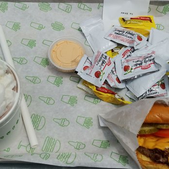 Shake Shack Aventura - Cheeseburger and chocolate shake - Burgers Near Me - Aventura, Florida