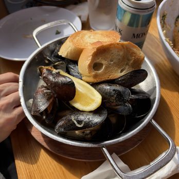 Brooklyn Crab - P.E.I Mussels - Seafood Near Me - Brooklyn, New York Brooklyn Crab - P.E.I Mussels - Seafood Near Me - Brooklyn, New York