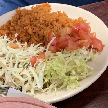 De La o Restaurant & Bar - Comes with the fajitas plate - Mexican Near Me - Mendota, Illinois