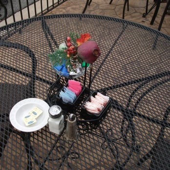 Pomegranate Restaurant - Outdoor seating was available. I adore the centerpieces! - American Near Me - Aurora, Illinois Pomegranate Restaurant - Outdoor seating was available. I adore the centerpieces! - American Near Me - Aurora, Illinois