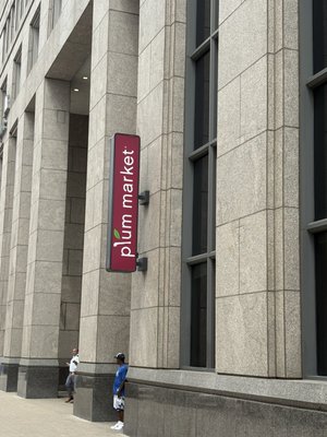 Plum Market – Ally Detroit Center by null