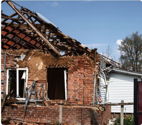 Fire, Smoke, & Odor Mitigation - The team at Peak Fire & Flood has an average of 15+ years of experience in water, mold, and fire damage mitigation, ensuring your home is restored safely and effectively.
We use state-of-the-art techniques to complete every project on time, prioritizing the safety of both the public and our team, while ensuring all regulatory standards are met or exceeded. Fire, Smoke, & Odor Mitigation - The team at Peak Fire & Flood has an average of 15+ years of experience in water, mold, and fire damage mitigation, ensuring your home is restored safely and effectively.
We use state-of-the-art techniques to complete every project on time, prioritizing the safety of both the public and our team, while ensuring all regulatory standards are met or exceeded.