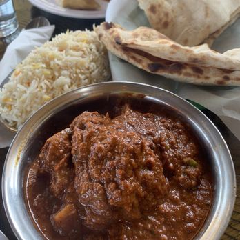 Daawat A Ishq - Vindaloo - Indian Near Me - Portland, Oregon