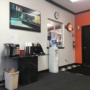 Genuine Auto Glass - Water, tea, and hot chocolate available whole you wait. - Auto Glass Services Near Me - Tacoma, Washington Genuine Auto Glass - Water, tea, and hot chocolate available whole you wait. - Auto Glass Services Near Me - Tacoma, Washington