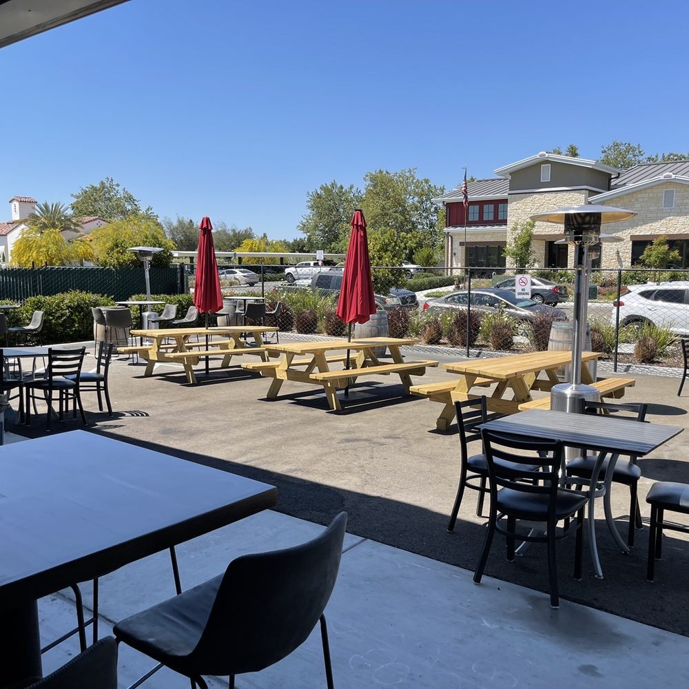 Crow & Wolf - Breweries Near Me - Clovis, California