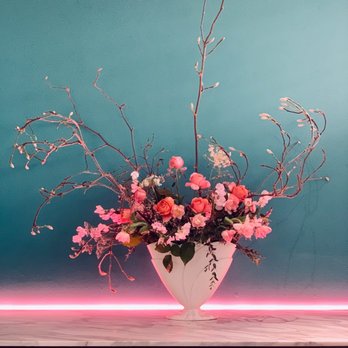 Florango - Flower arrangement - Florists Near Me - Palm Desert, California Florango - Flower arrangement - Florists Near Me - Palm Desert, California