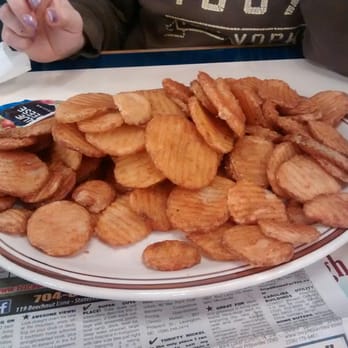 Brintle's Truck Stop - Convenience Stores Near Me - Mount Airy, North Carolina