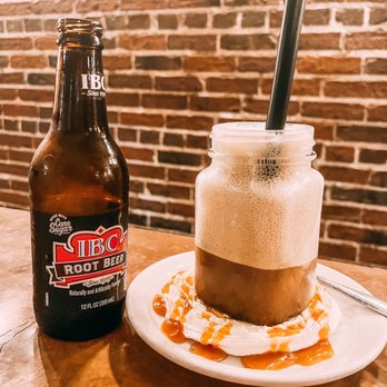 Prohibition Kitchen - Root beer float - Bars Near Me - St. Augustine, Florida