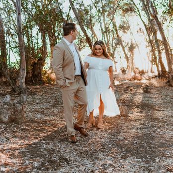 Afterglow Imagery - ENGAGEMENT PHOTOS. - Session Photography Near Me Afterglow Imagery - ENGAGEMENT PHOTOS. - Session Photography Near Me