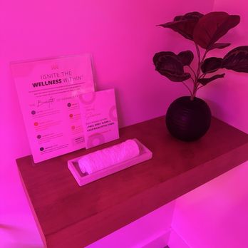 Perspire Sauna Studio - The Heights - Eucalyptus towel - Saunas Near Me - Houston, Texas Perspire Sauna Studio - The Heights - Eucalyptus towel - Saunas Near Me - Houston, Texas