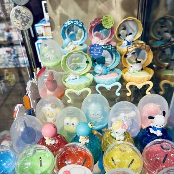 Mini Q - Gachapon - Toy Stores Near Me - Aiea, Hawaii