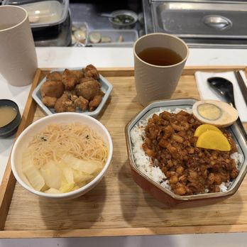 Gulp - Taiwanese Near Me - Long Island City, New York