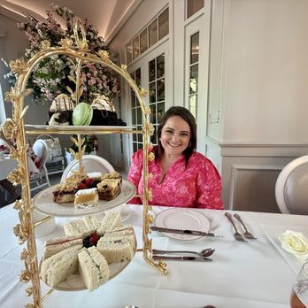 The Cake Bake Shop - Breakfast & Brunch Near Me - Bay Lake, Florida