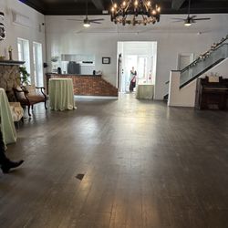 Hunter Arms Hotel - Event area/lobby