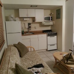 Kitchen and micro Kitchen and micro