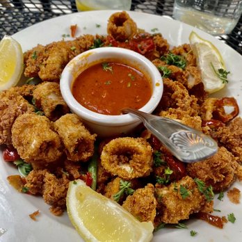 Hapgoods - Fried calamari special appetizer - American Near Me - Mountain Lakes, New Jersey