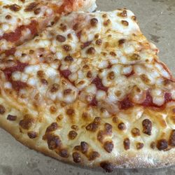 Papa Johns Pizza - Dried out cheese pizza..
