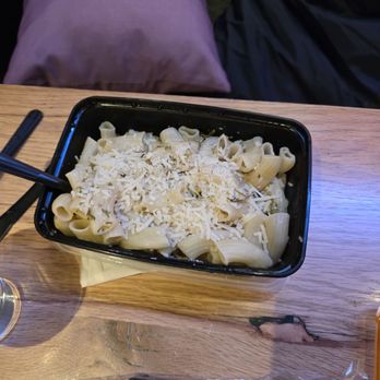 Pastabilities - Garlic butter rigatoni w/parmesan - Italian Near Me - Syracuse, New York