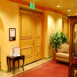 Susan M Stuart, MD - La Jolla Plastic Surgery & Dermatology