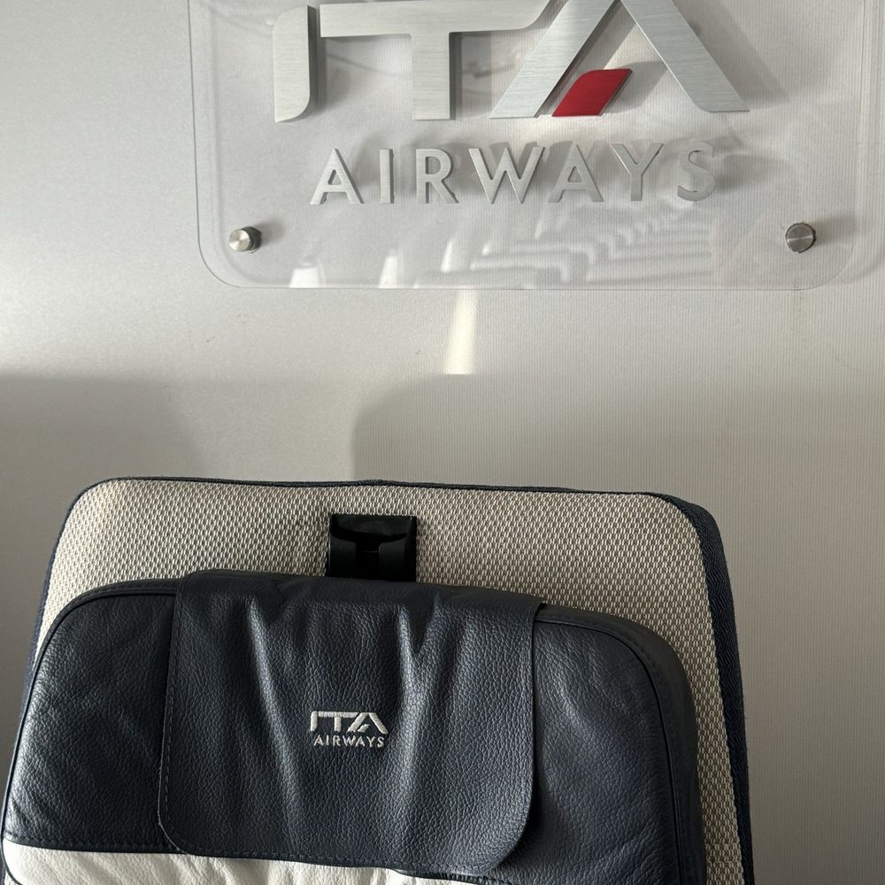 Logo in A350 Logo in A350