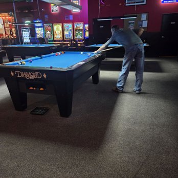Bulldogs Bar & Grill - Pool play - Bars Near Me - Macon, Georgia Bulldogs Bar & Grill - Pool play - Bars Near Me - Macon, Georgia