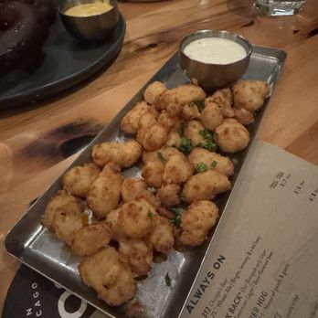 Goose Island Salt Shed Pub - Cheese curds - Brewpubs Near Me - Chicago, Illinois