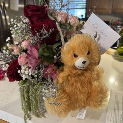 W/E Flowers-UkiahFlower Shop - Special arrangement just for my daughter.