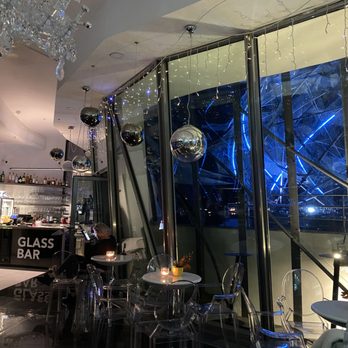 Glass bar - Bars Near Me - Praha-2, Puerto Rico
