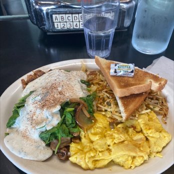 Millie's Cafe - Vegetarian country fried steak with impossible meat and plant based eggs! made especially for me - Breakfast & Brunch Near Me - Los Angeles, California Millie's Cafe - Vegetarian country fried steak with impossible meat and plant based eggs! made especially for me - Breakfast & Brunch Near Me - Los Angeles, California