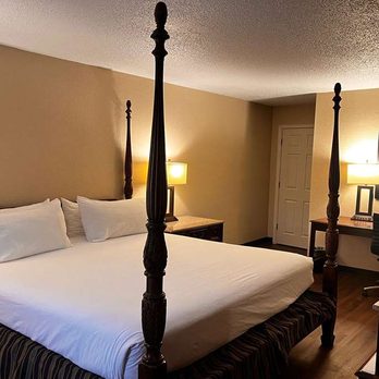 Wyndham Garden Warsaw - Guest room - Hotels Near Me - Warsaw, Indiana Wyndham Garden Warsaw - Guest room - Hotels Near Me - Warsaw, Indiana