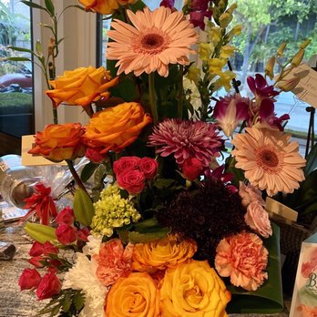 Karen's Flower Boutique - Beautiful birthday arrangement! - Florists Near Me - La Puente, California Karen's Flower Boutique - Beautiful birthday arrangement! - Florists Near Me - La Puente, California