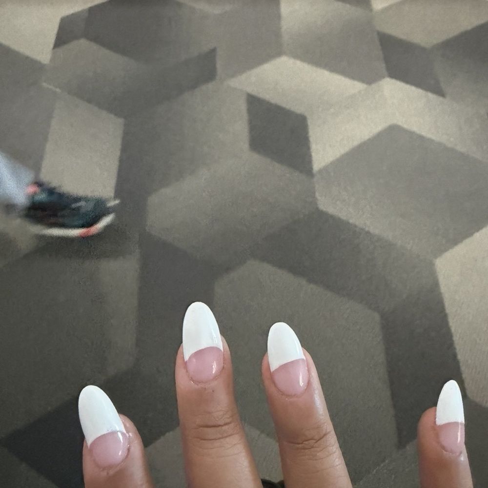 Crooked nails Crooked nails