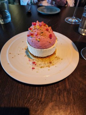 The Restaurant at Albert by null