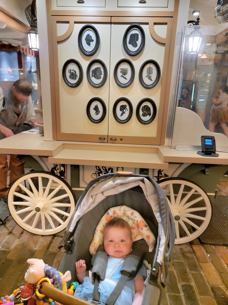 SILHOUETTES 1486 East Buena Vista Drive, Lake Buena Vista, Florida