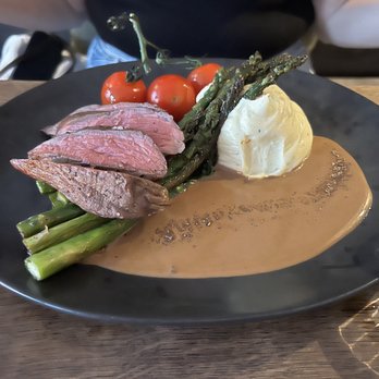 The Olive Kitchen & Bar - Pepper steak entree - American Near Me - København The Olive Kitchen & Bar - Pepper steak entree - American Near Me - København