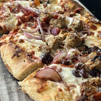 Lalla Grill Oceanside - Sausage flatbread pizza - Seafood Near Me - Monterey, California Lalla Grill Oceanside - Sausage flatbread pizza - Seafood Near Me - Monterey, California