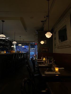 Jules Bistro by null