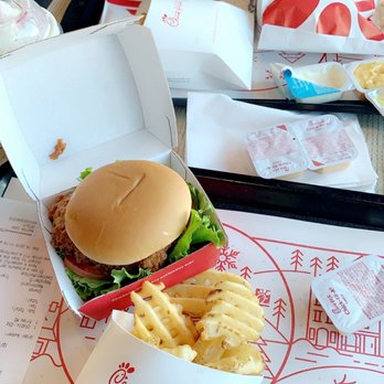 Chick-fil-A - Chicken Sandwhich - Fast Food Near Me - Vallejo, California