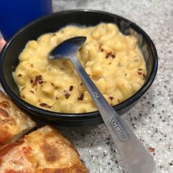 Mac Cheese very good creamy full of flavor