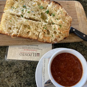 Il Posto Trattoria - Garlic bread - Italian Near Me - Napa, California Il Posto Trattoria - Garlic bread - Italian Near Me - Napa, California