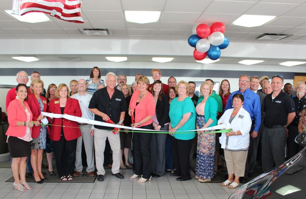 KUNES CHRYSLER DODGE JEEP RAM 3200 E Lincolnway, Sterling, Illinois