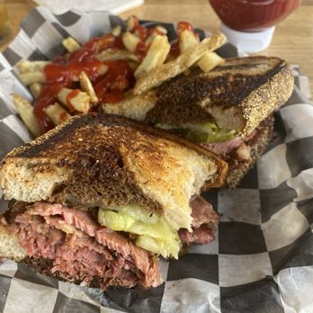 Poor Richard’s Public House - Pastrami - Bars Near Me - Wexford, Pennsylvania Poor Richard’s Public House - Pastrami - Bars Near Me - Wexford, Pennsylvania