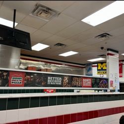 Jet's Pizza - Pizza area