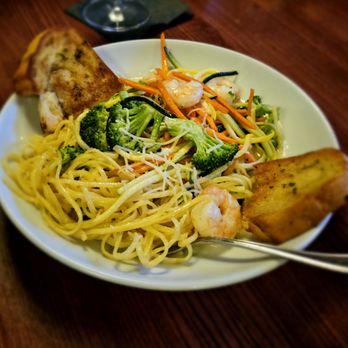 District 36 Wine Bar and Grille - Lemon Garlic Shrimp - Wine Bars Near Me - Ankeny, Iowa District 36 Wine Bar and Grille - Lemon Garlic Shrimp - Wine Bars Near Me - Ankeny, Iowa