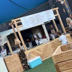 Stoke Pizza - Food truck setup