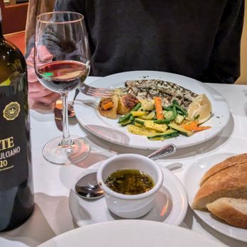 Cucina Paradiso - Italian Near Me - Petaluma, California Cucina Paradiso - Italian Near Me - Petaluma, California